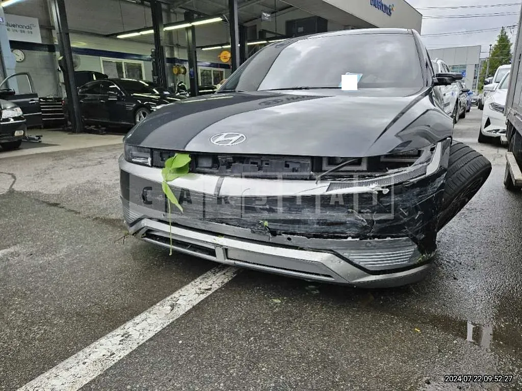 Photo 2 of 22: 2022 Hyundai Modern Ionic — Korean insurance auction
