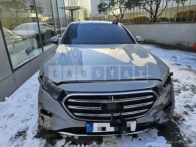 Photo 1 of 30: 2025 Mercedes-Benz E350 e 4Matic — Korean insurance auction
