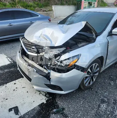 Photo 1 of 7: 2017 Nissan Altima 2.5 — Korean insurance auction