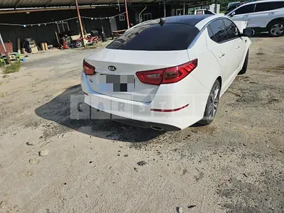 Photo 1 of 8: 2014 Kia K5 2.0 — Korean insurance auction