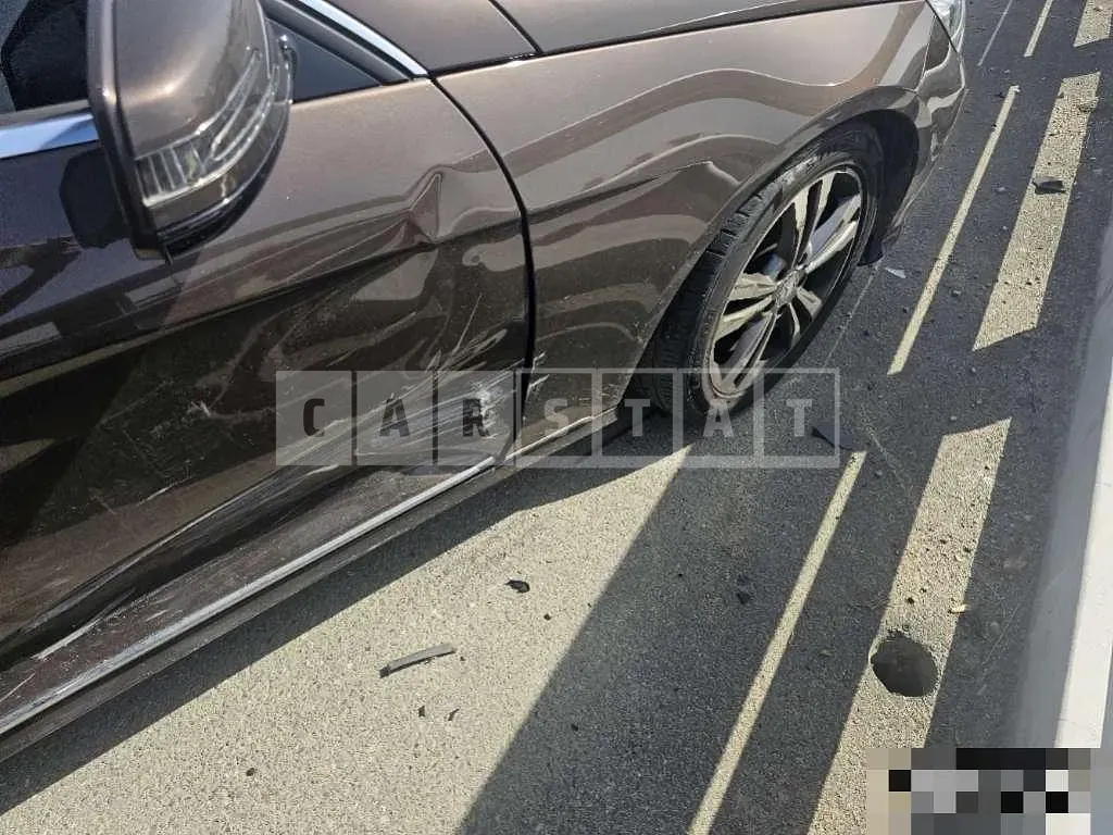 Photo 2 of 27: 2015 Mercedes-Benz E220 BlueTec — Korean insurance auction