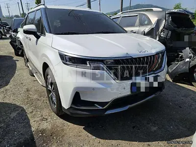 Photo 1 of 15: 2021 Kia Carnivals — Korean insurance auction