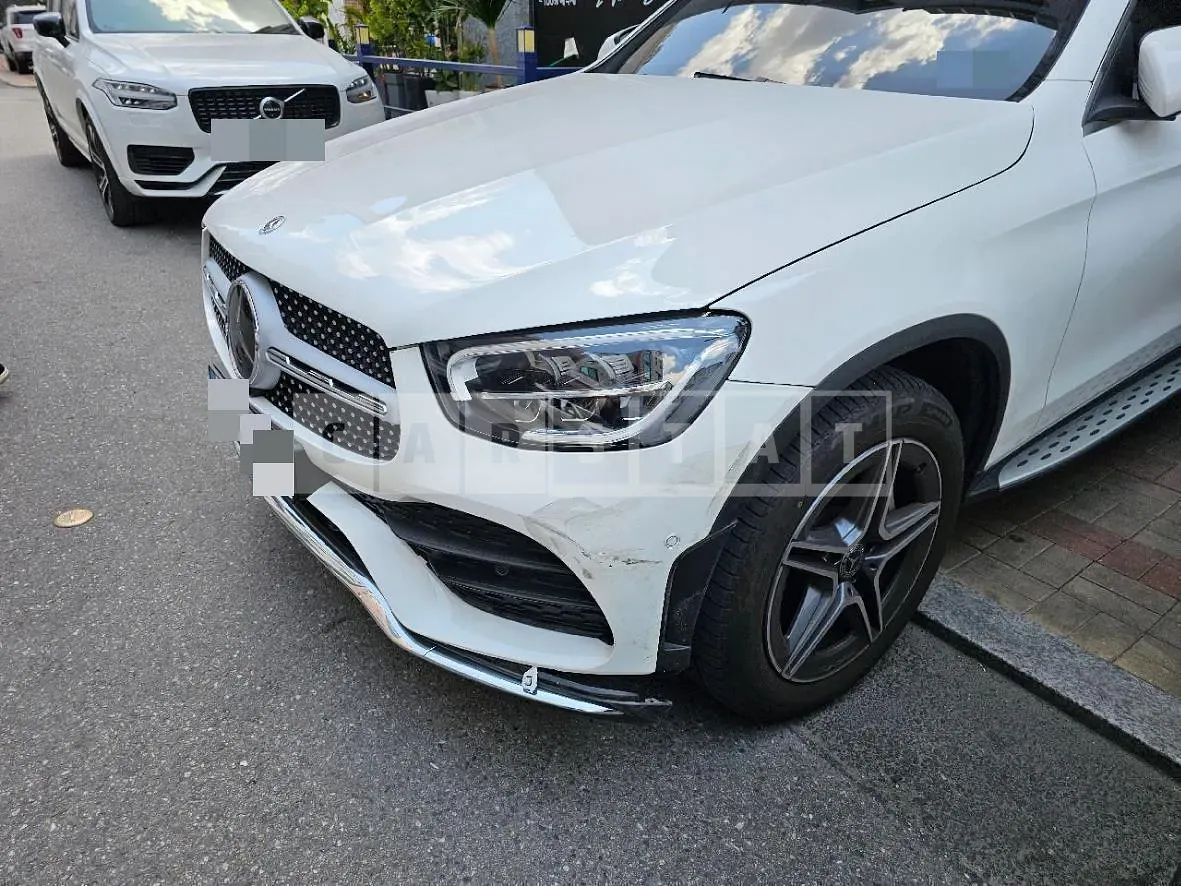 Photo 2 of 3: 2022 Mercedes-Benz (parts) GLC300 e Light, VIN W1N0J5DB7NG021568 — Korean insurance auction