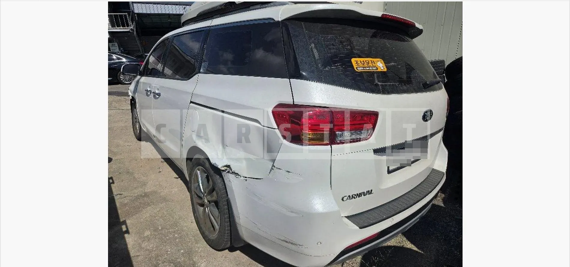 Photo 2 of 28: 2017 Kia Carnival 9 Seater — Korean insurance auction