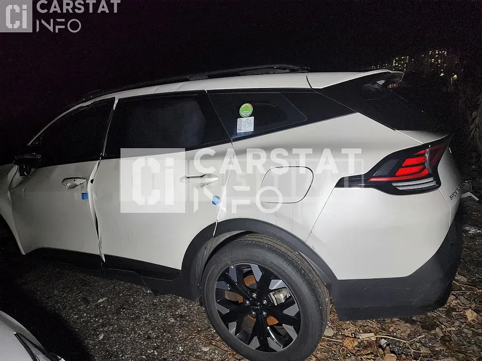 Photo 2 of 20: 2021 Kia Sportage — Korean insurance auction