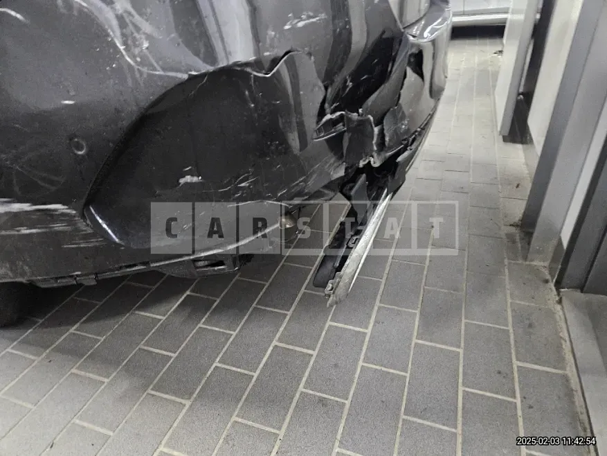 Photo 2 of 26: 2024 Mercedes-Benz E300 4Matic — Korean insurance auction