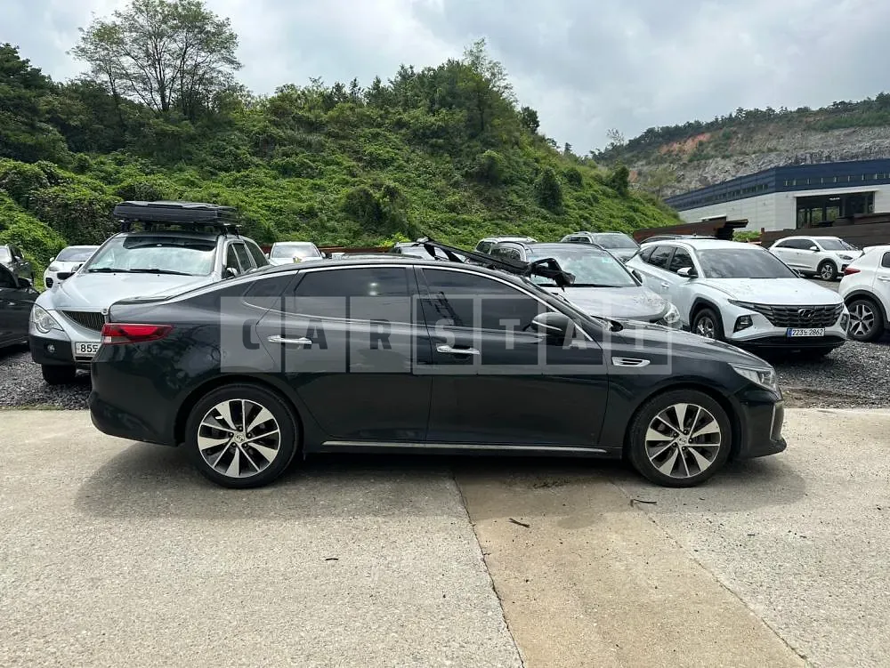 Photo 2 of 12: 2015 Kia K5, VIN KNAGX415GGA010644 — Korean insurance auction