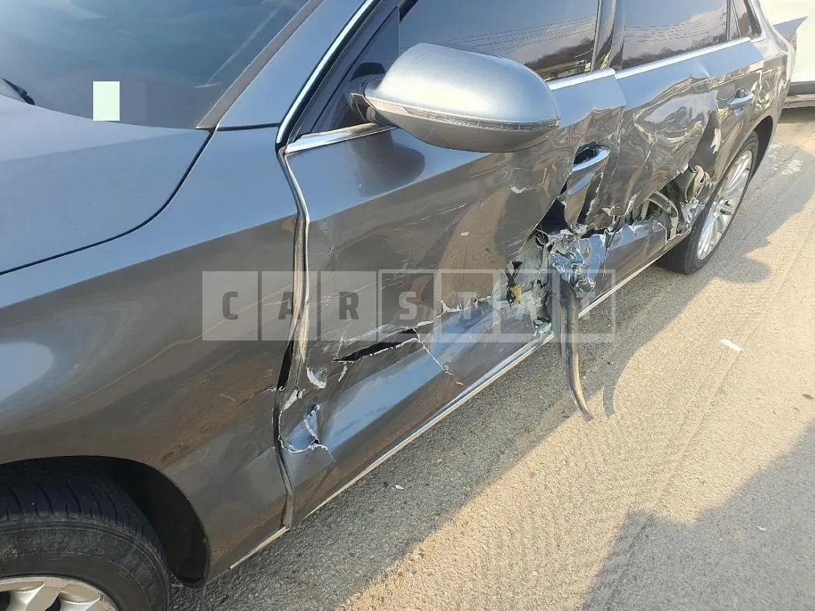 Photo 2 of 25: 2015 Audi A8L 50 TDI quattro, VIN WAUZZZ4H0FN017018 — Korean insurance auction