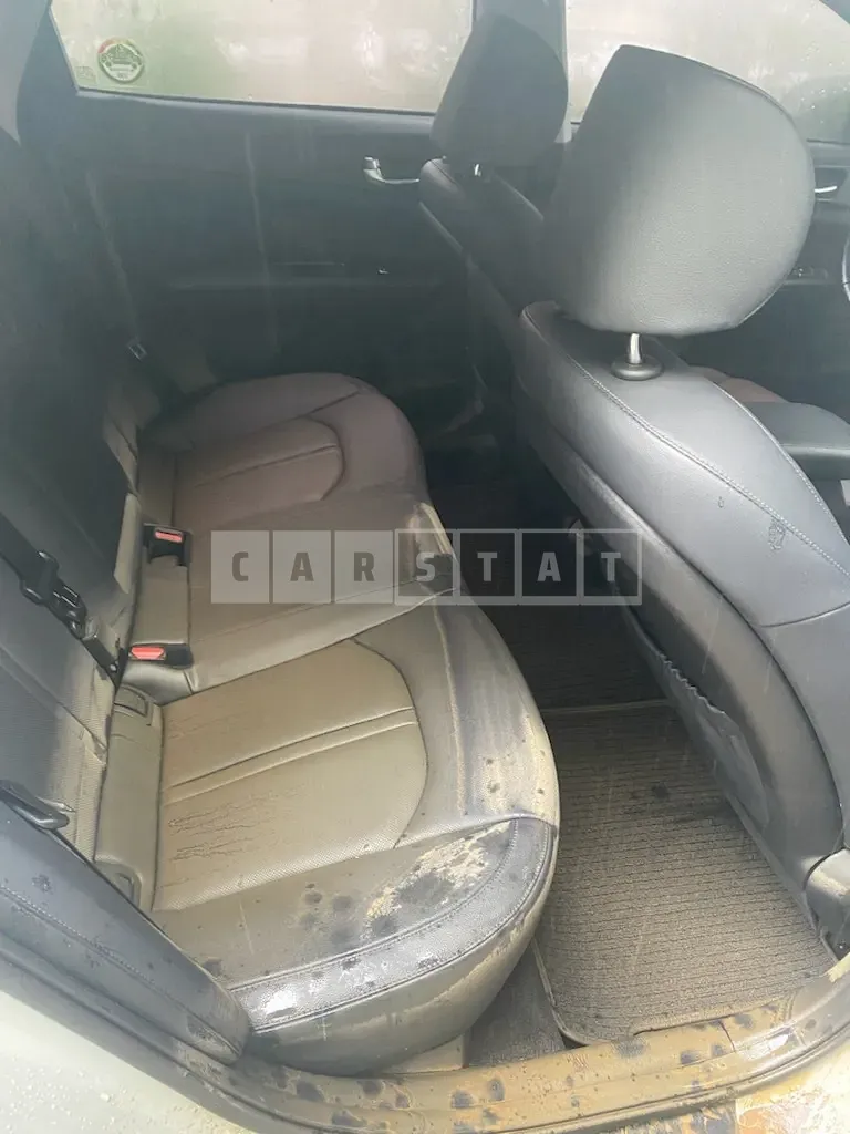 Photo 2 of 9: 2019 Kia K5, VIN KNAGT411BKA261525 — Korean insurance auction