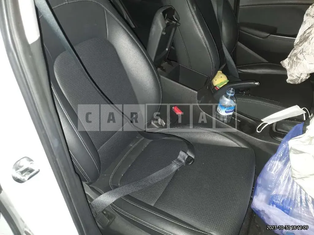 Photo 2 of 14: 2019 Hyundai Kona, VIN KMHK4815GKU282157 — Korean insurance auction