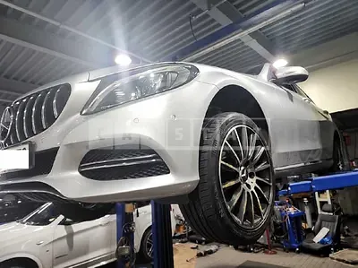 Photo 1 of 19: 2015 Mercedes-Benz C220 BlueTec, VIN WDDWF0EB8FF111460 — Korean insurance auction