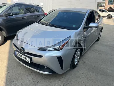 Photo 1 of 30: 2021 Toyota Prius, VIN JTDKAMFU6M3136435 — Korean insurance auction