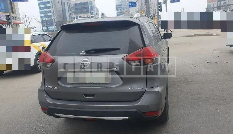 Photo 2 of 17: 2018 Nissan X-Trail 4WD, VIN JN1AT2MV3JW000539 — Korean insurance auction