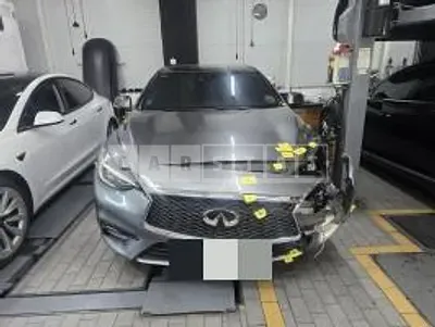 Photo 1 of 6: 2019 Infiniti Q30 — Korean insurance auction
