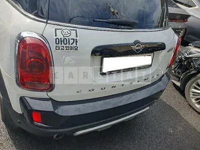 Photo 1 of 41: 2020 MINI Cooper Countryman, VIN WMWYX3107L3L96281 — Korean insurance auction
