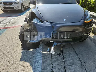 Photo 1 of 15: 2021 Tesla Model Y Long Range, VIN 5YJYGDEE8MF167899 — Korean insurance auction