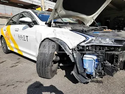 Photo 1 of 9: 2022 Kia K5 2.0 (Hybrid), VIN KNAG241JBNA023968 — Korean insurance auction
