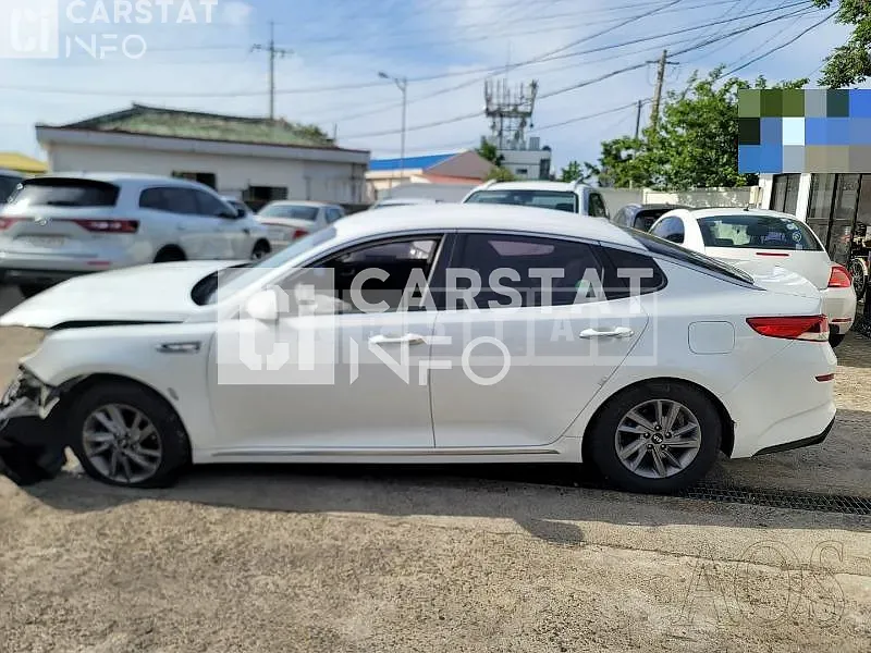 Photo 2 of 15: 2018 Kia K5 2.0(LPI), VIN KNAGS416BKA277024 — Korean insurance auction