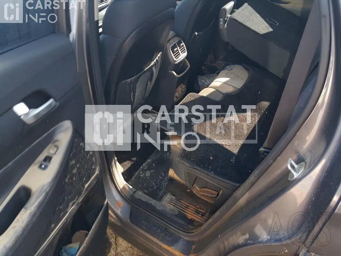 Photo 2 of 17: 2019 Hyundai Calm Santa Fe 2.2 — Korean insurance auction