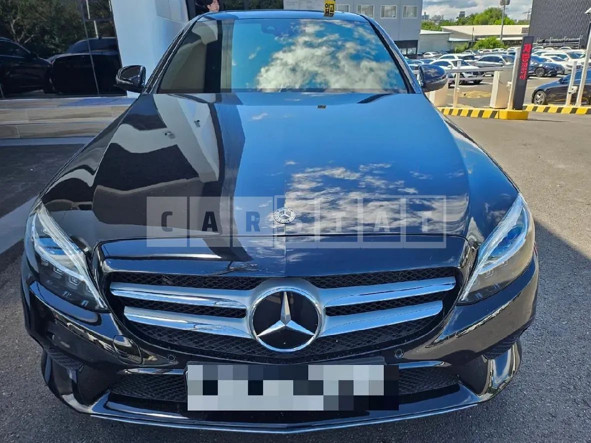 Photo 2 of 5: 2020 Mercedes-Benz (parts) C Light — Korean insurance auction