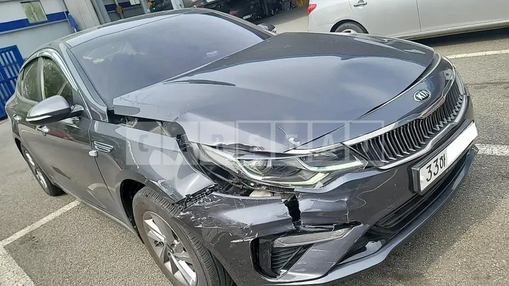 Photo 2 of 25: 2018 Genesis K5, VIN KMTGB41CBMU056246 — Korean insurance auction