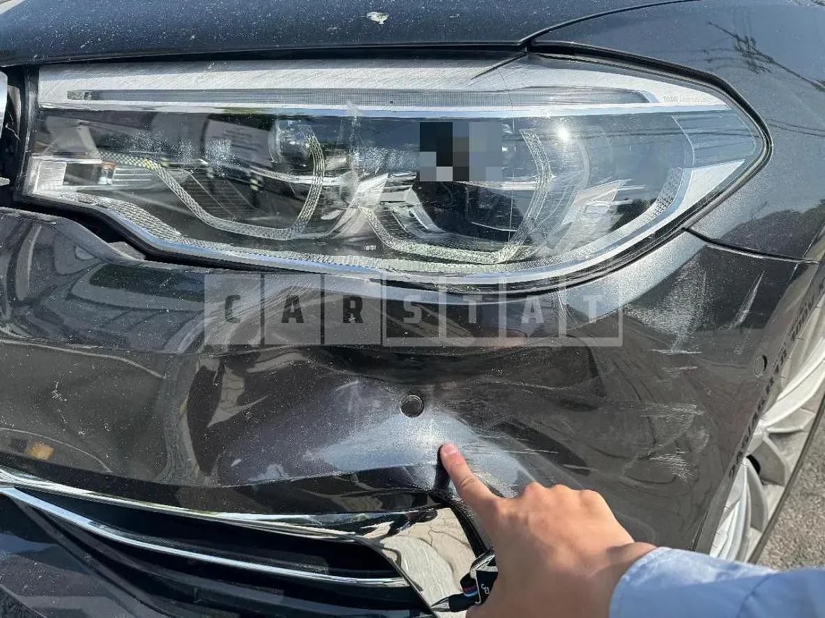 Photo 2 of 4: 2018 BMW (parts) 520d Light — Korean insurance auction