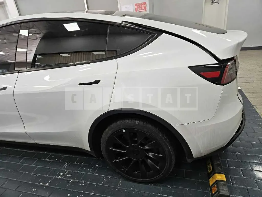 Photo 2 of 13: 2024 Tesla Model Y Long Range — Korean insurance auction