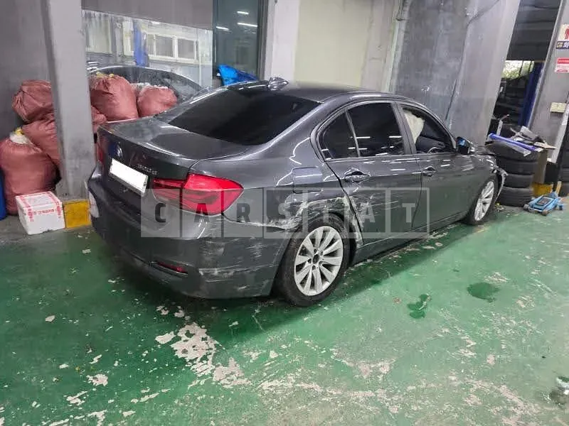 Photo 2 of 7: 2015 BMW 320d, VIN WBA8C5101GK635715 — Korean insurance auction