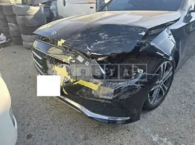 Photo 1 of 17: 2022 Mercedes-Benz E350 4Matic — Korean insurance auction