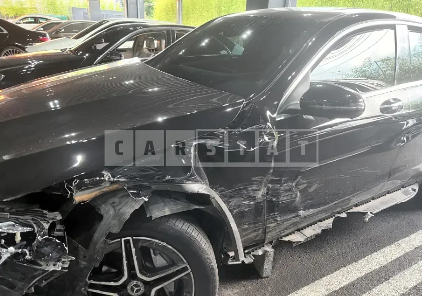 Photo 2 of 9: 2023 Mercedes-Benz GLC300 4Matic Coupe — Korean insurance auction