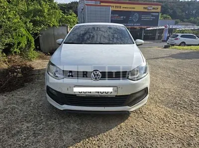 Photo 1 of 12: 2015 Volkswagen Polo 5 FL 1.4 TDI BMT — Korean insurance auction