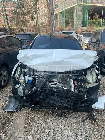 Photo 1 of 7: 2018 Kia K5, VIN KNAGW41EBJA019645 — Korean insurance auction