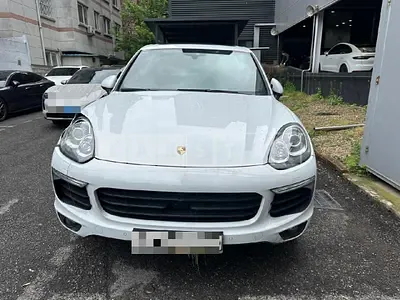 Photo 1 of 29: 2015 Porsche Cayenne S Diesel — Korean insurance auction