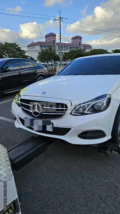 Photo 1 of 5: 2015 Mercedes-Benz E220 BlueTec — Korean insurance auction