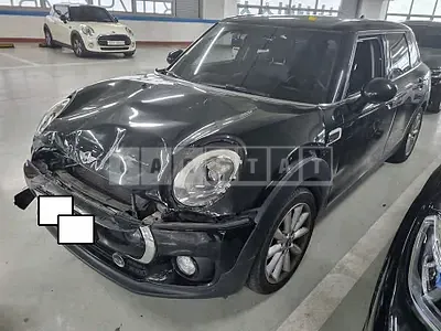 Photo 1 of 9: 2018 MINI Cooper D Clubman, VIN WMWLR9100J2E69133 — Korean insurance auction