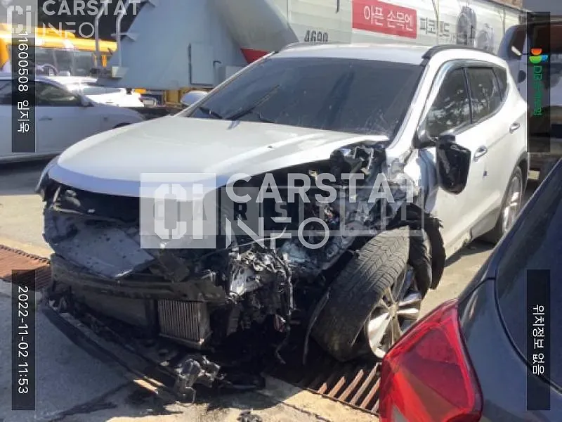 Photo 2 of 16: 2015 Hyundai Santa Fe, VIN KMHSW81UBGU524994 — Korean insurance auction