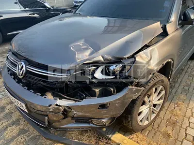 Photo 1 of 30: 2016 Volkswagen Tiguan 2.0 TDI Premium, VIN WVGZZZ5NZGW551160 — Korean insurance auction