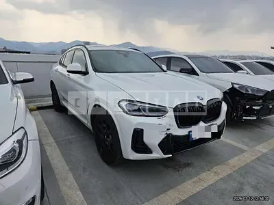 Photo 1 of 15: 2022 BMW X4 xDrive20i — Korean insurance auction