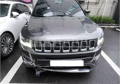 Photo 1 of 4: 2019 Jeep Compass — Korean insurance auction