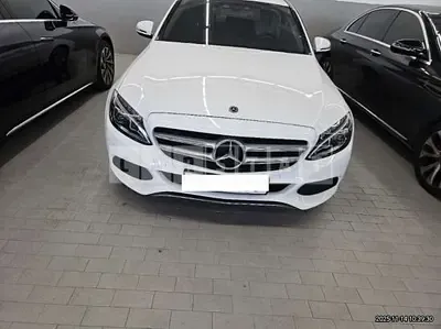 Photo 1 of 25: 2018 Mercedes-Benz C 220d — Korean insurance auction
