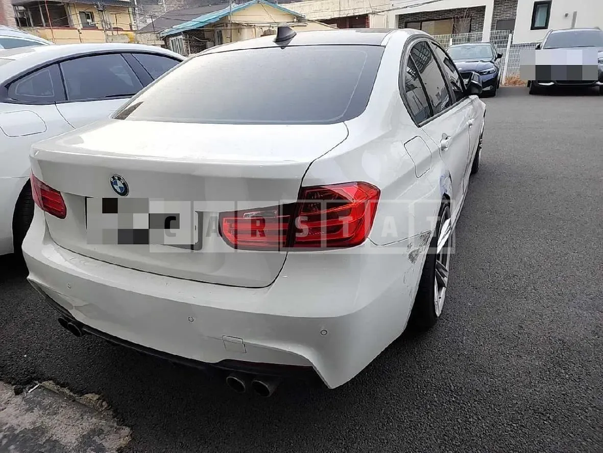 Photo 2 of 11: 2015 BMW 320d — Korean insurance auction