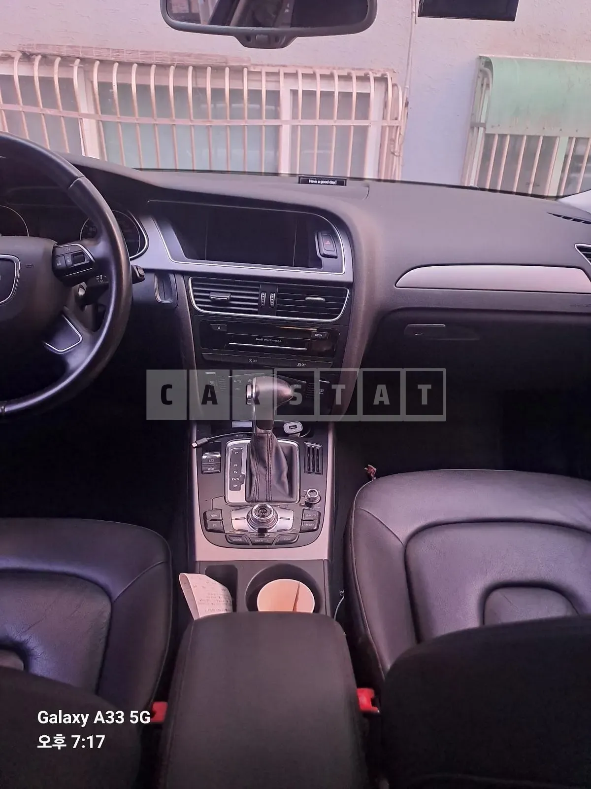 Photo 2 of 4: 2015 Audi A4 (4th Generation) 30 TDI, VIN WAUZZZ8K3FA080160 — Korean insurance auction
