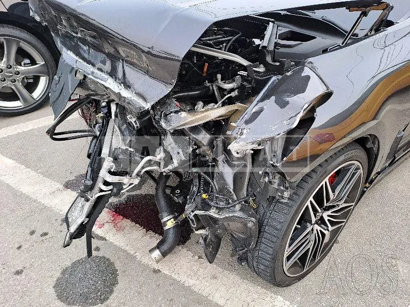 Photo 2 of 28: 2018 Kia Stinger, VIN KNAE351ADJS008424 — Korean insurance auction