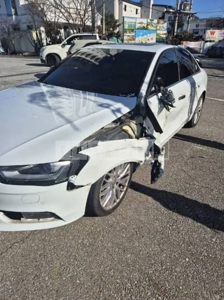 Photo 2 of 5: 2015 Audi A4 35 TDI quattro — Korean insurance auction