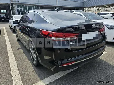 Photo 1 of 15: 2015 Kia K5 2.0 — Korean insurance auction