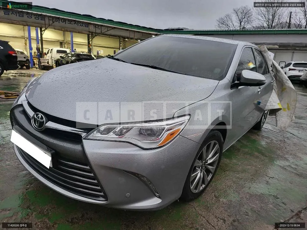 Photo 2 of 17: 2017 Toyota Camry, VIN 4T1BF1FK2HU712080 — Korean insurance auction