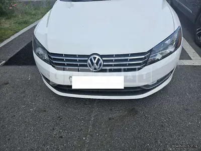 Photo 1 of 13: 2015 Volkswagen Passat 1.8 TSI — Korean insurance auction