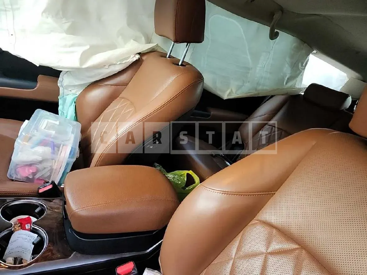Photo 2 of 11: 2016 Kia Mojave 3.0 (4WD), VIN KNAKN814DHA149475 — Korean insurance auction