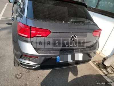 Photo 1 of 18: 2021 Volkswagen T-Roc 2.0 TDI, VIN WVGZZZA1ZMV031154 — Korean insurance auction