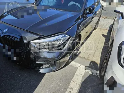 Photo 1 of 15: 2022 BMW 120i — Korean insurance auction